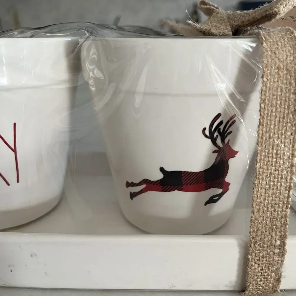 Rae Dunn Merry Xtmas White Ceramic Planters NWT, Holiday, Home decor, plants